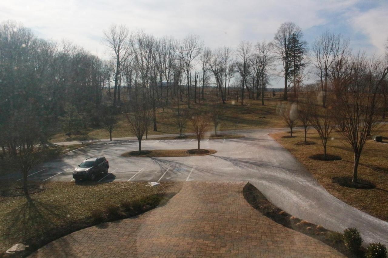 Mary'S Land Farm Hotel Ellicott City Exterior photo