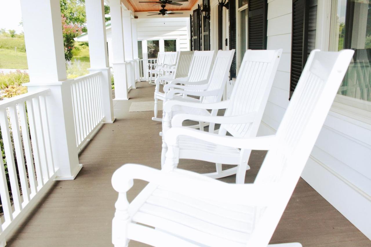 Mary'S Land Farm Hotel Ellicott City Exterior photo